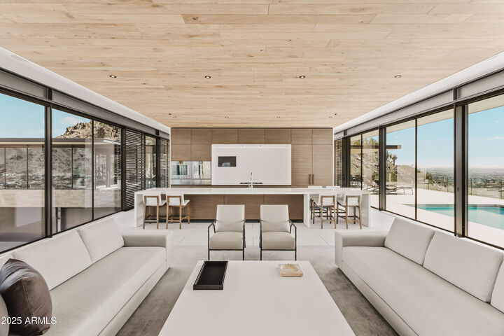 Property Photo:  4301 E Upper Ridge Way  AZ 85253 