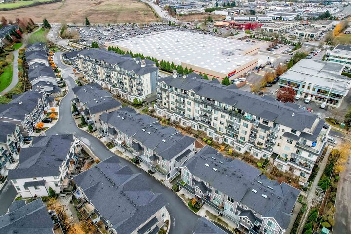 Property Photo: 20487 65 Avenue 74 BC V2Y 3K8