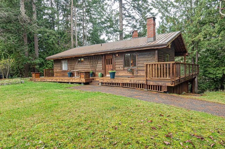 13075 Porlier Pass Road — photo 1