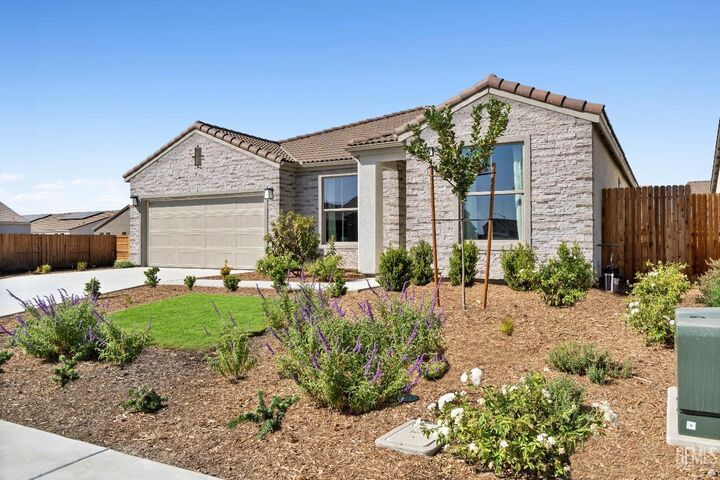 Property Photo:  7318 Peach Grove Lane  CA 93313 