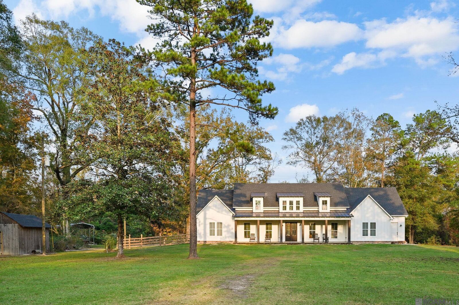 Property Photo:  23220 Zeb Chaney Rd  LA 70791 