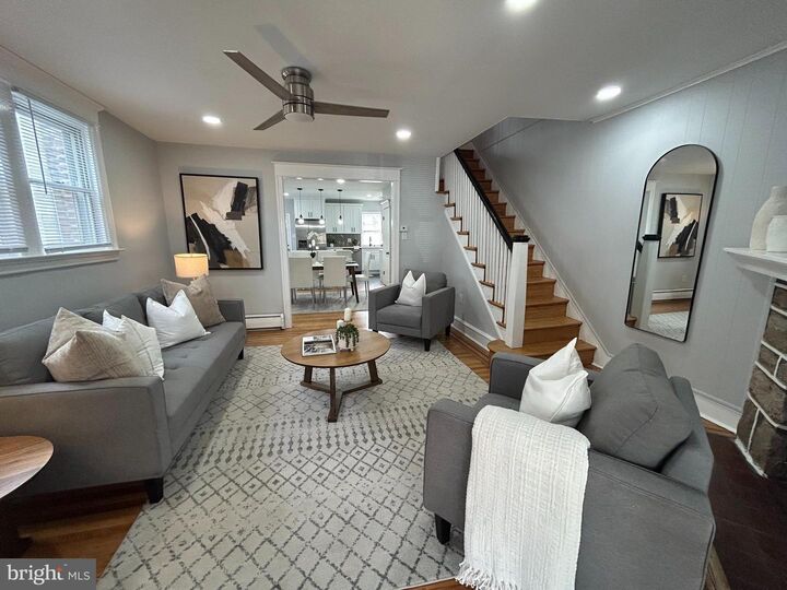 352 Lakeview Avenue  Drexel Hill PA 19026 photo