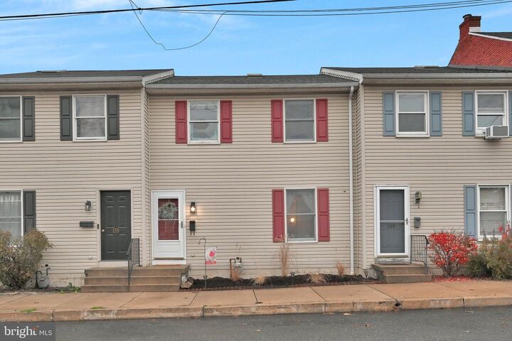 157 S 4th Street  Columbia PA 17512 photo