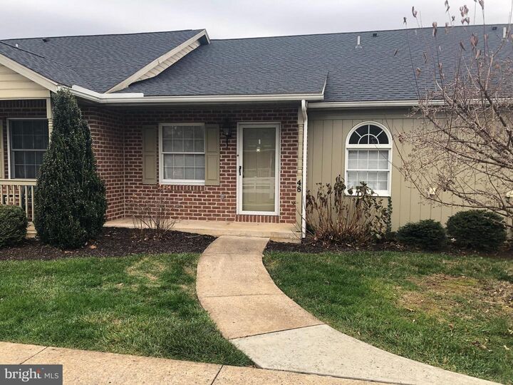 48 Strawberry Drive  Carlisle PA 17013 photo