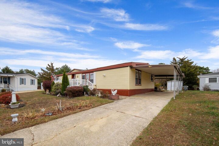 Property Photo:  8 Mary Court  NJ 08005 