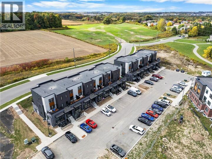 Property Photo:  235 Chapel Hill Drive 23  ON N2R 0S4 