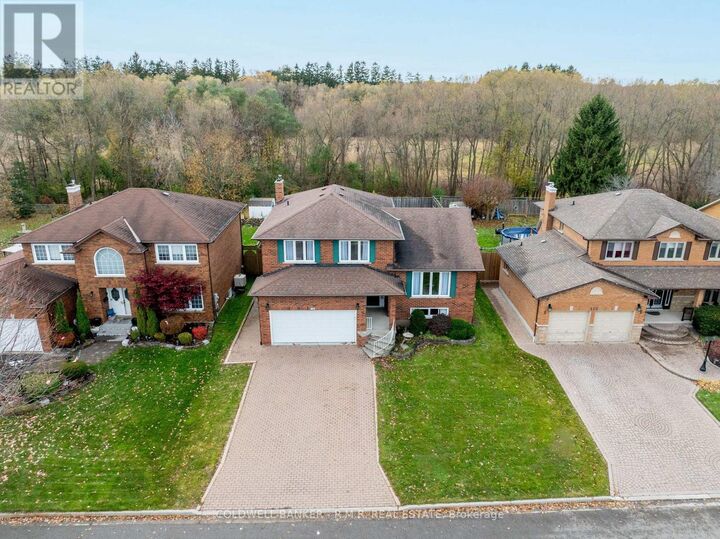 Property Photo:  118 Waverly Street North  ON L1J 8G5 