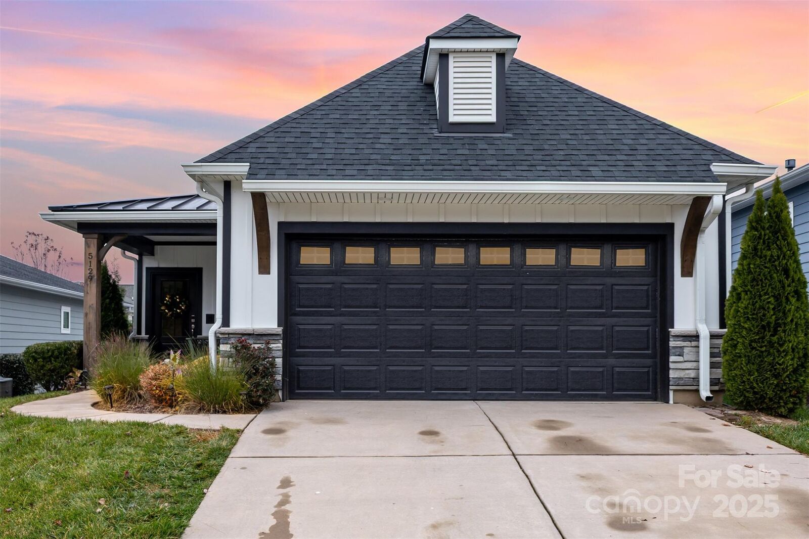 Property Photo:  5129 Looking Glass Trail  NC 28037 