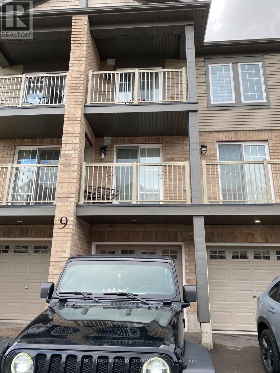 Property Photo: 9 Hay Lane 4 ON L9J 0T5