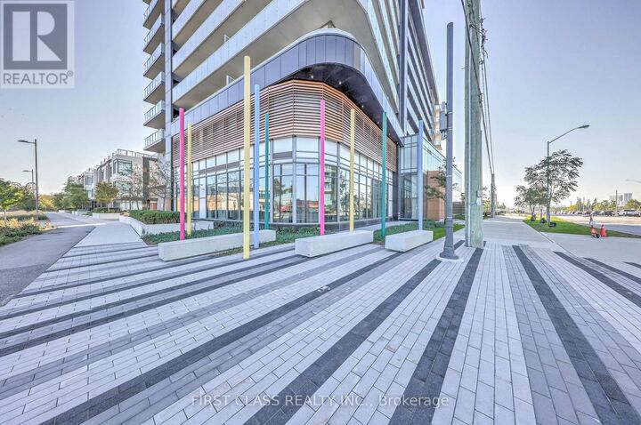 Property Photo:  7895 Jane Street 1104  ON L4K 0K2 