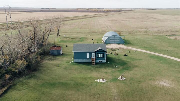 Property Photo:  55020 Pth 12 Rd 36E Highway  MB R5L 0G4 
