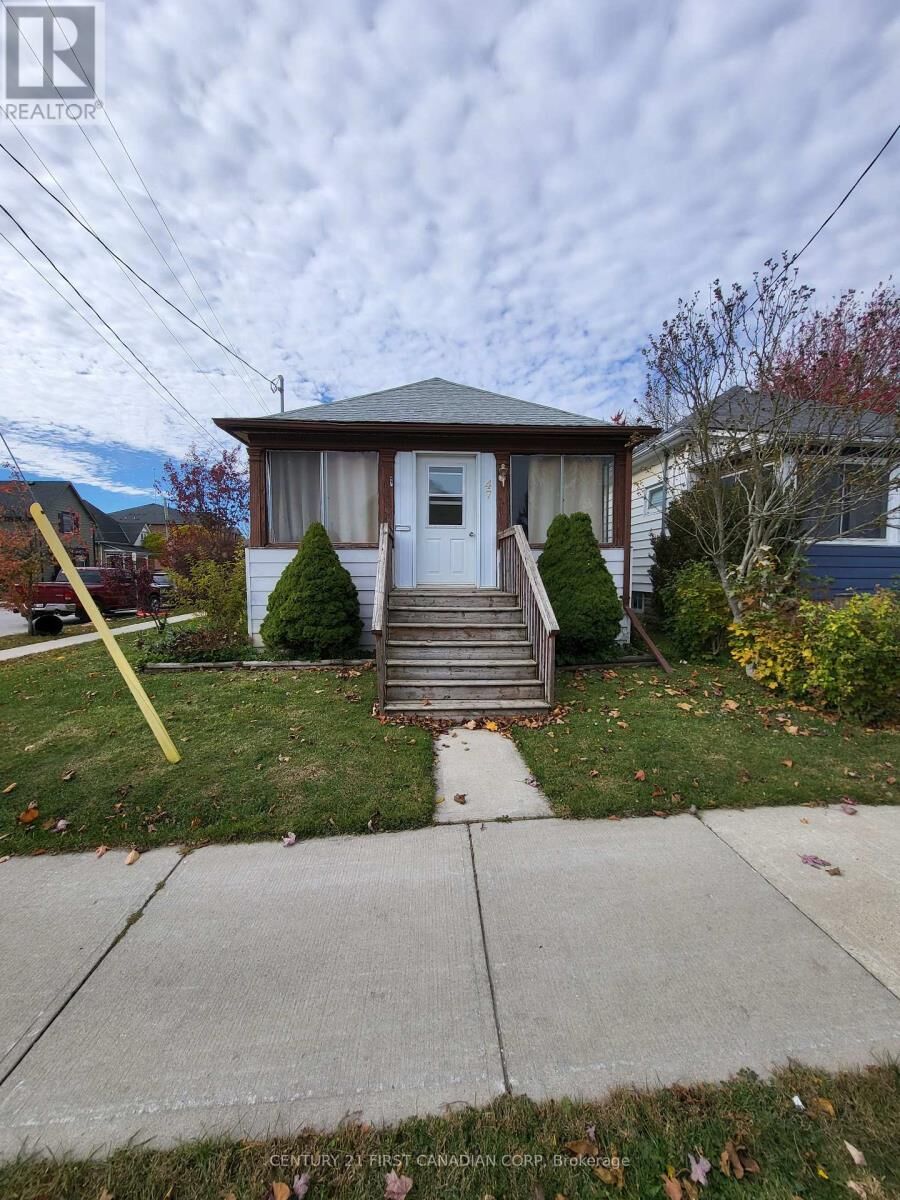 Photo de la propriété: 47 Fifth Avenue ON N5R 4C4