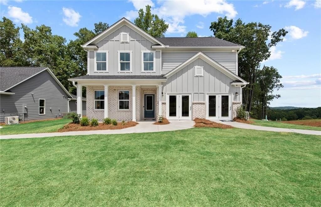 Property Photo: 732 Mirror Lake Parkway GA 30180