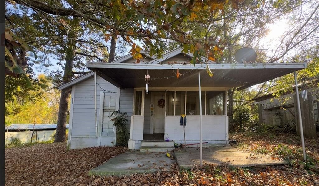 Property Photo: 915 Overton Street LA 71360