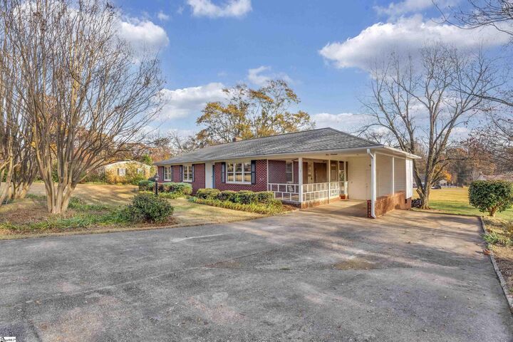 Property Photo:  119 Beechwood Drive  SC 29349 