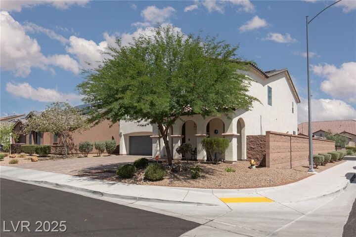 Property Photo: 5520 Bruin Lakes Street NV 89131