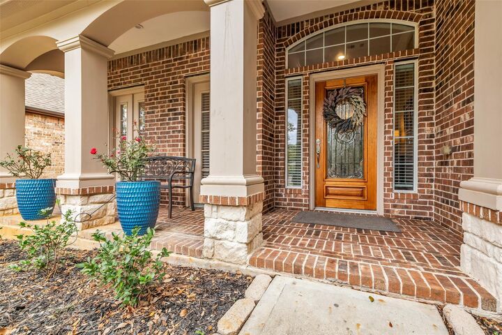 Property Photo:  1622 Beau Rivage  TX 77304 