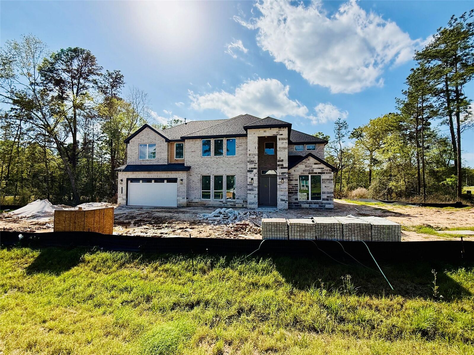 Property Photo:  331 Louvenia Court  TX 77362 