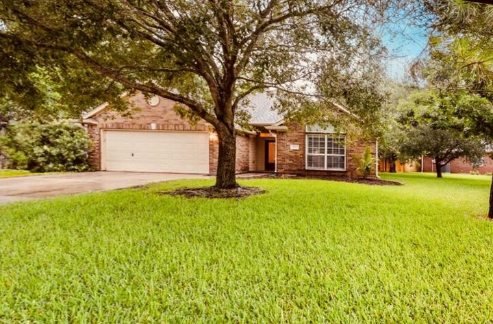 Property Photo:  931 Opal Chase Drive  TX 77469 