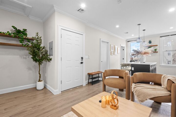 Property Photo:  3316 Summit Ave 2  NJ 07087 