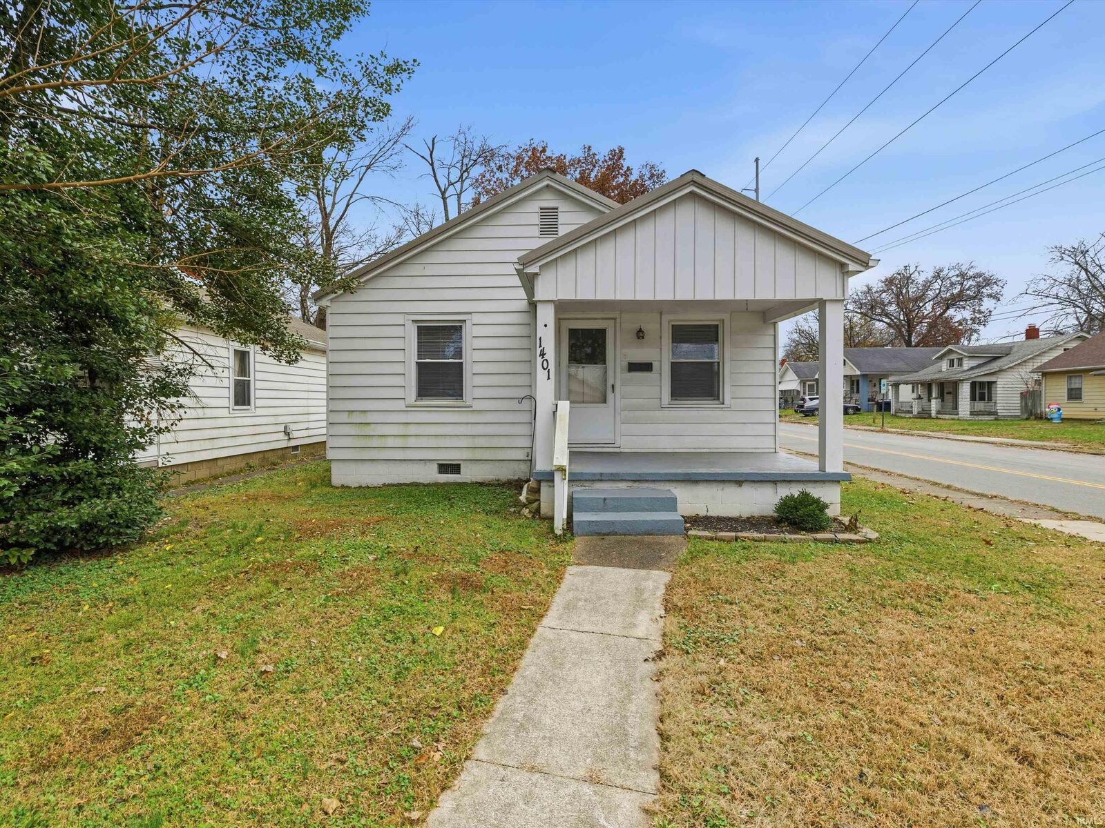 Property Photo: 1401 Jackson Avenue IN 47714-2847