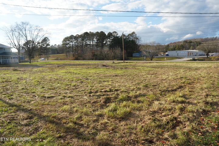 Property Photo:  3071 Roane State Hwy  TN 37748 