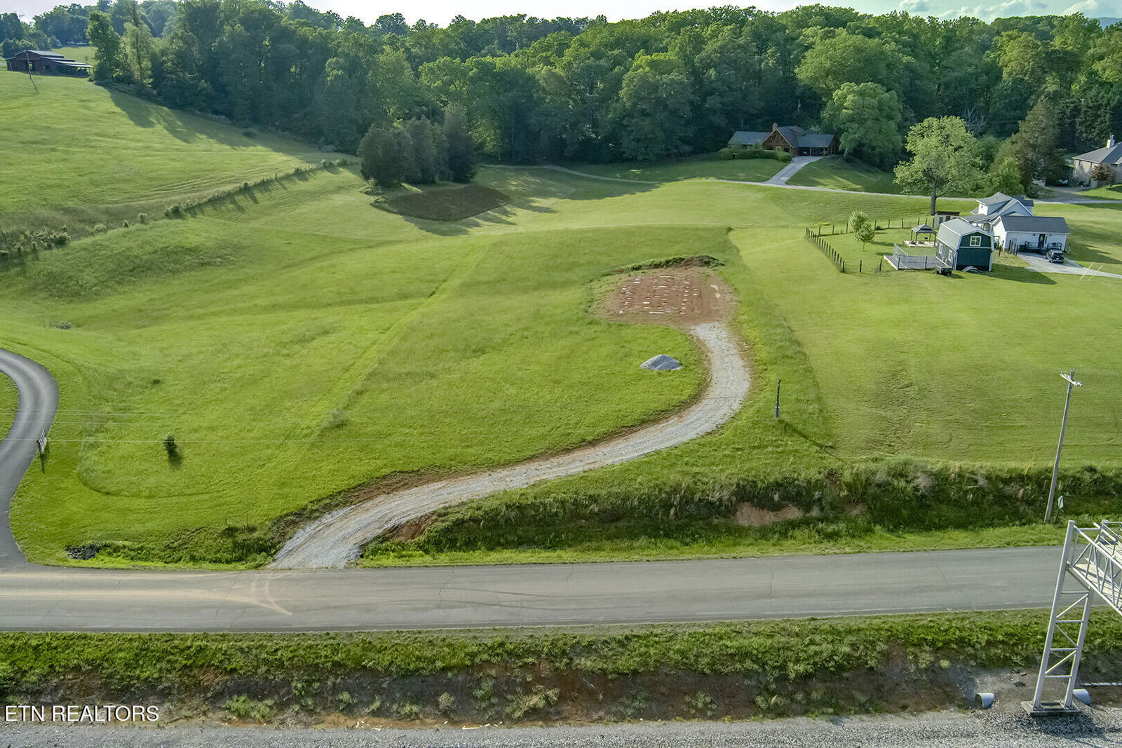 Property Photo:  139 Hearthside Rd  TN 37716 
