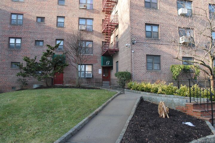 Property Photo:  87-30 204 Street Apt-A54  NY 11423 