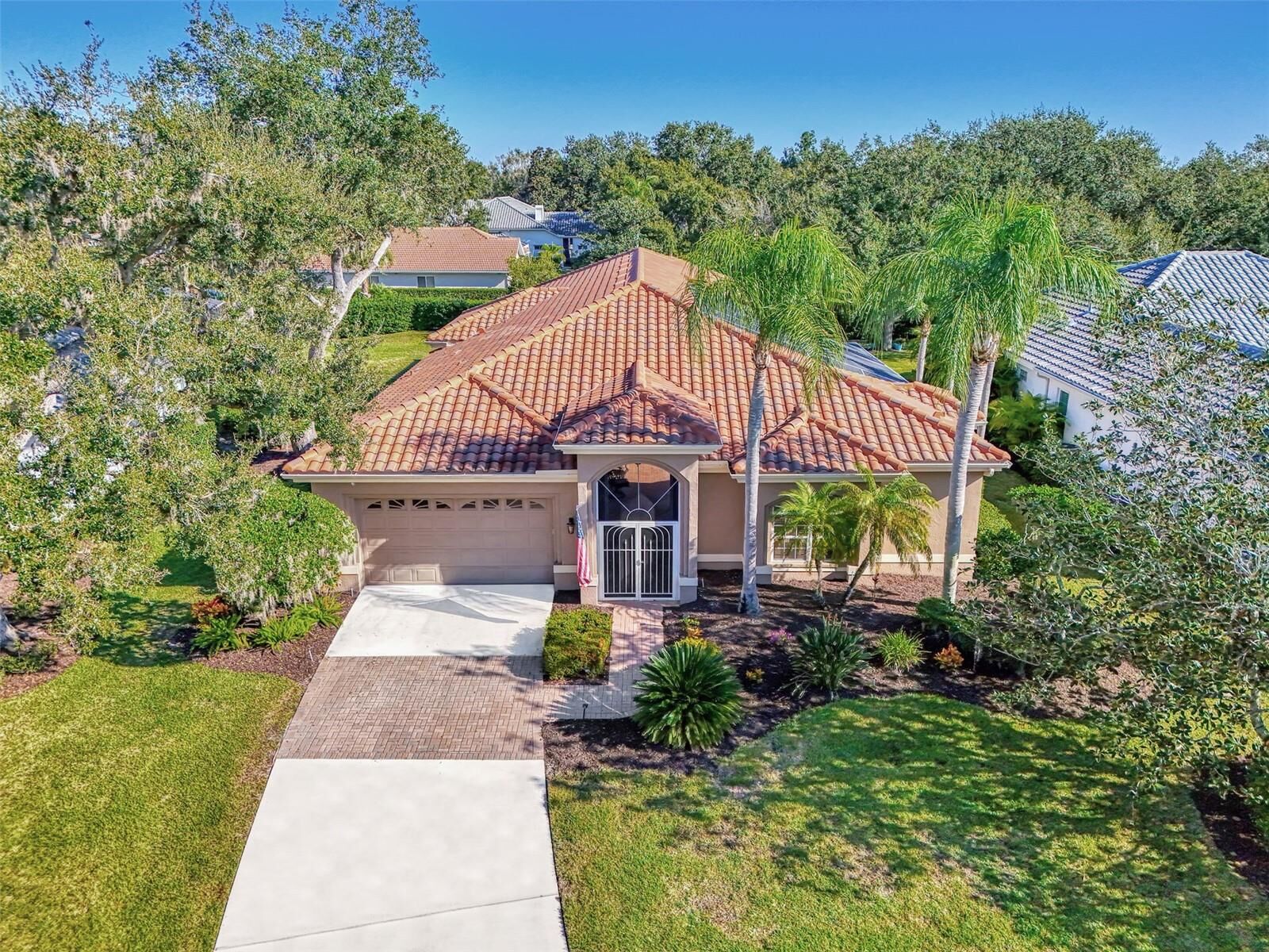 Property Photo: 2518 Dick Wilson Drive FL 34240