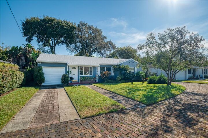 Property Photo:  2913 Carroll Place  FL 32804 