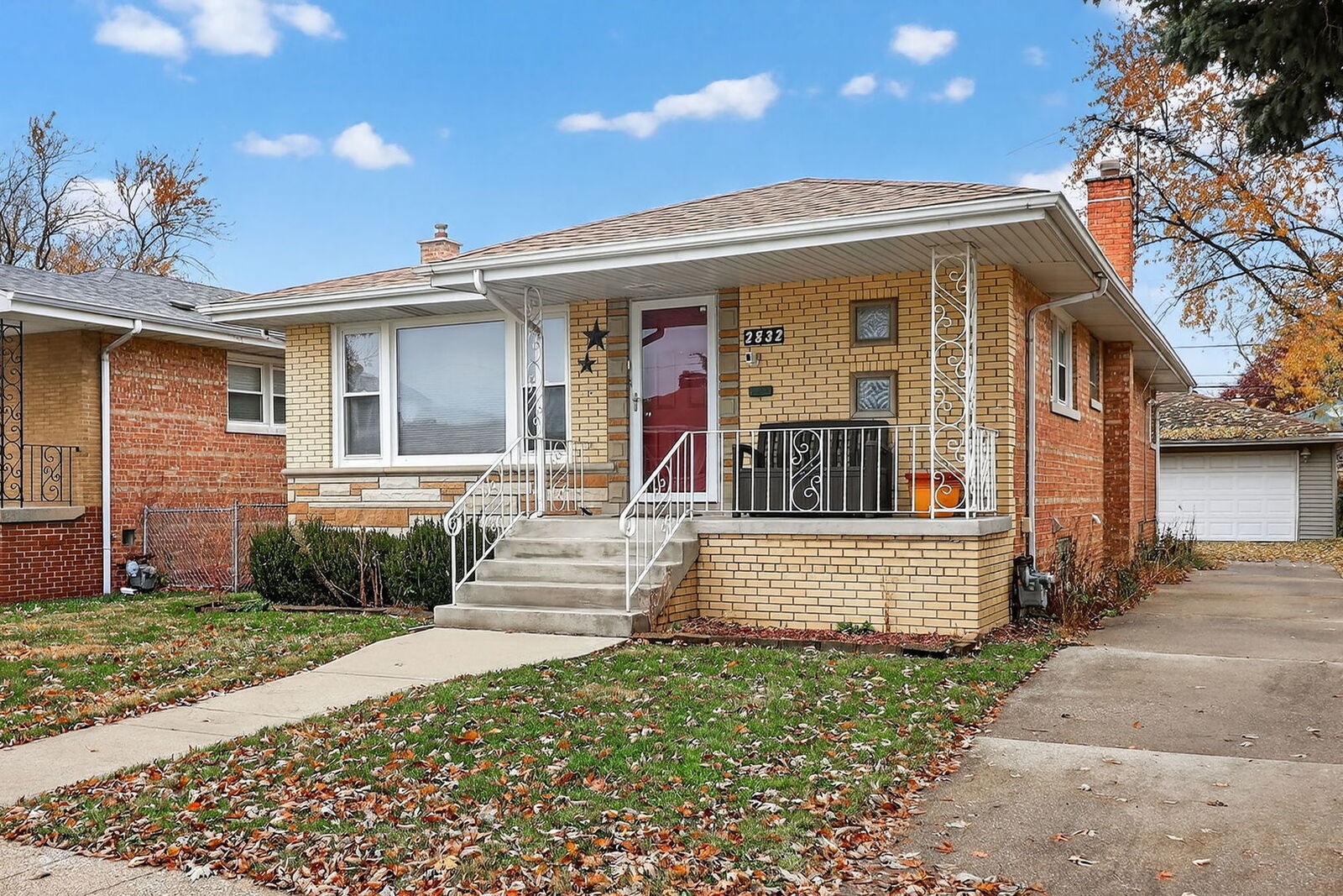 Property Photo:  2832 W 100th Place  IL 60805 