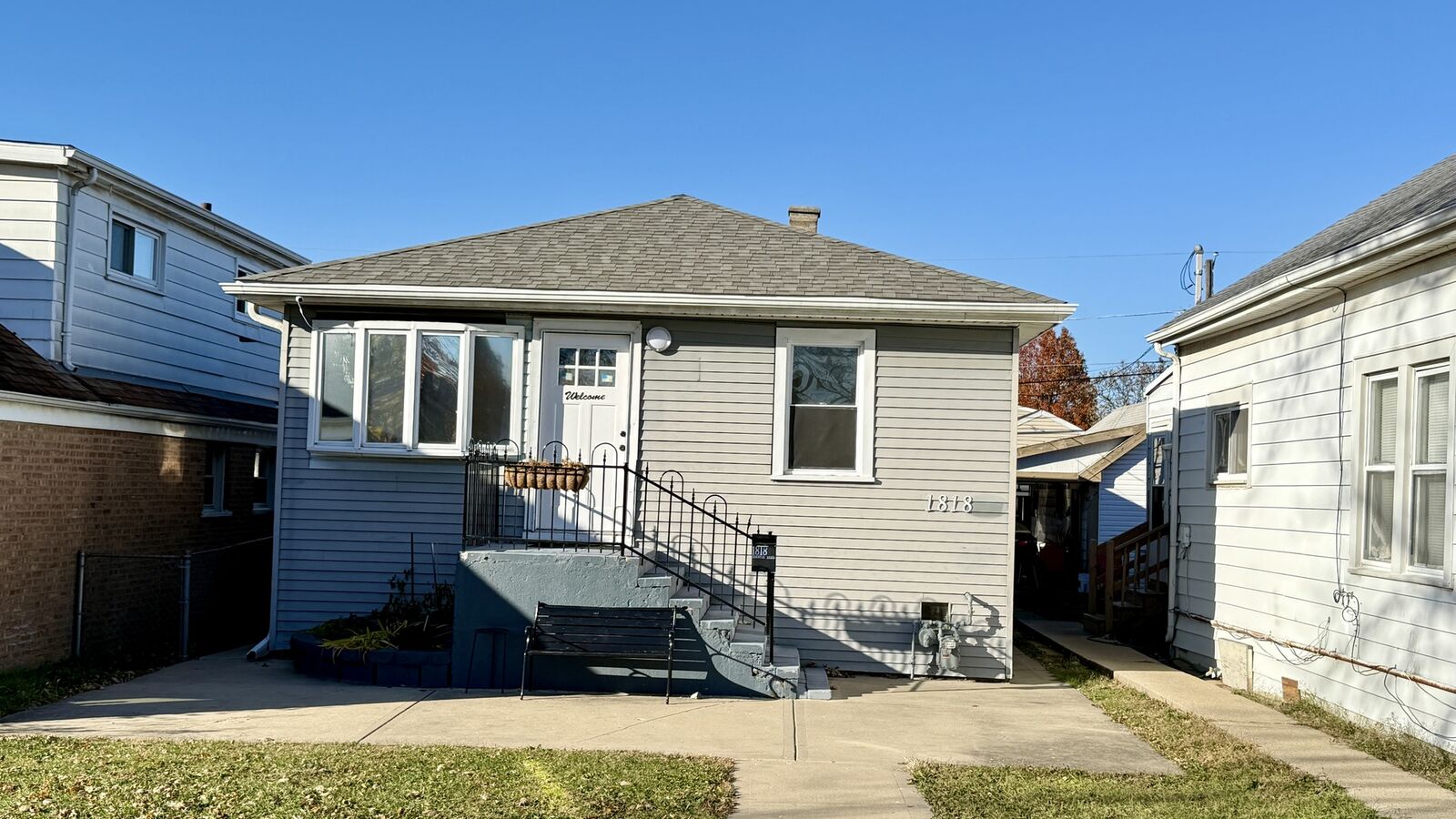 Property Photo:  1818 N 38th Avenue  IL 60165 