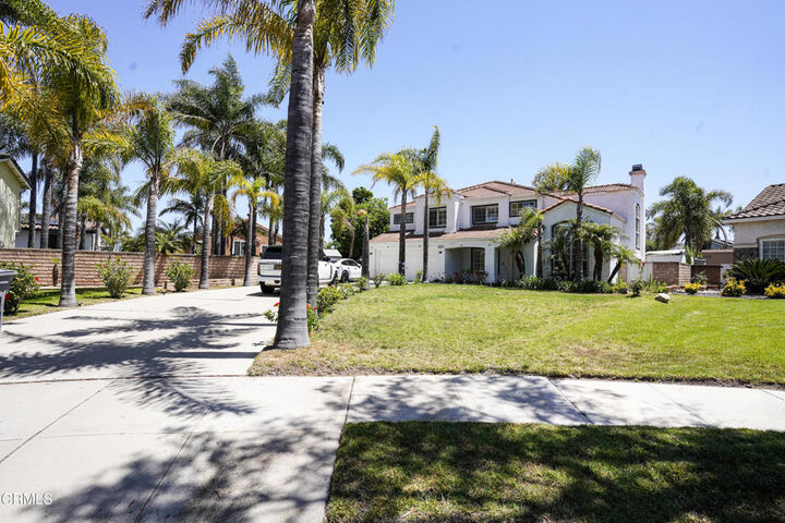 Property Photo:  2716 Windcrest Place  CA 93036 