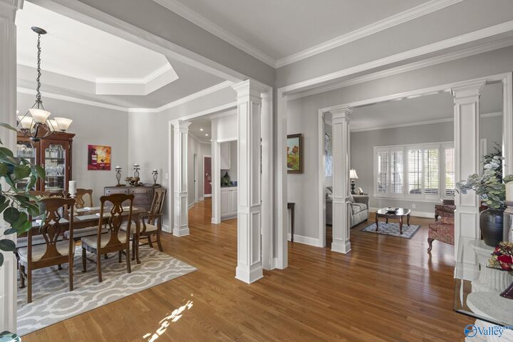 Property Photo: 2429 Audubon Lane SE AL 35763