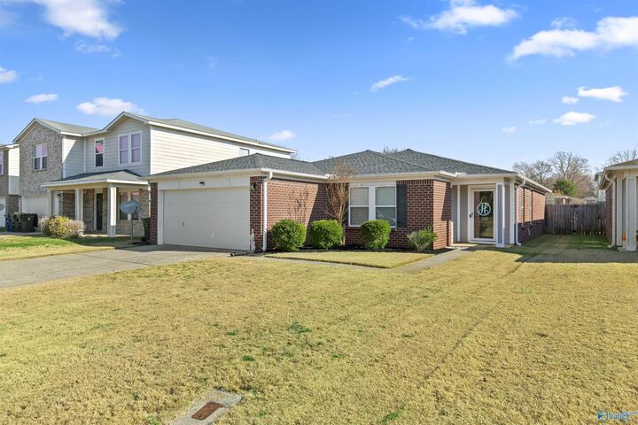 Property Photo: 150 Sagebrook Drive AL 35757