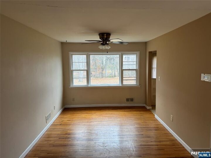 Property Photo:  41 Eaton Court  NJ 07922 