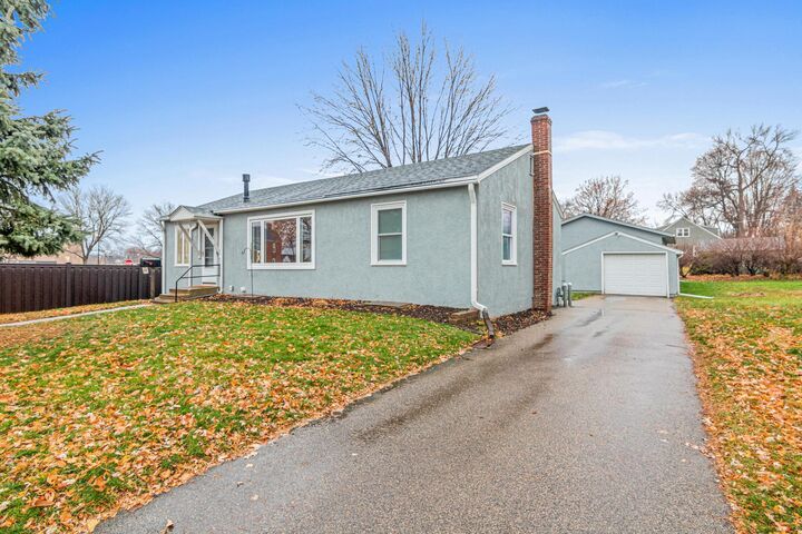 Property Photo:  414 4th Avenue W  MN 55379 