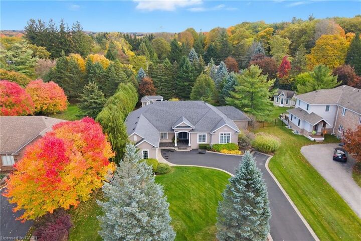 Property Photo: 7 Appaloosa Trail ON L0R 1H3