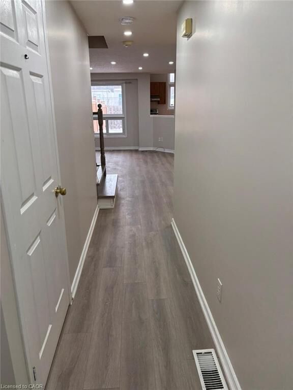 Property Photo:  147 Activa Avenue  ON N2E 3T3 