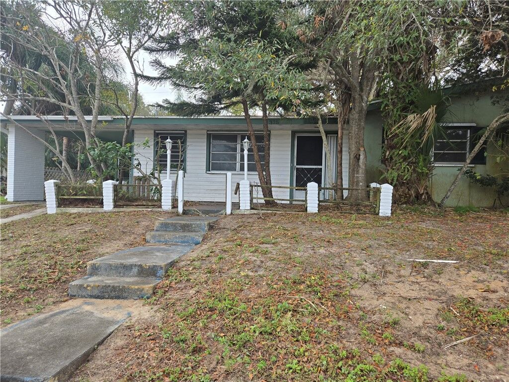 Property Photo:  375 Manly Avenue  FL 32958 