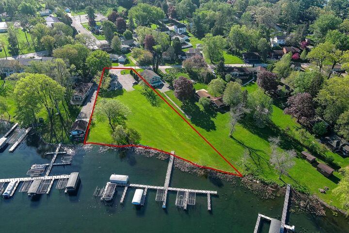 Property Photo:  413 Strauss Unit 1 Avenue  WI 54941 