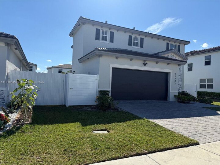 Property Photo: 12742 SW 213th Ter FL 33177