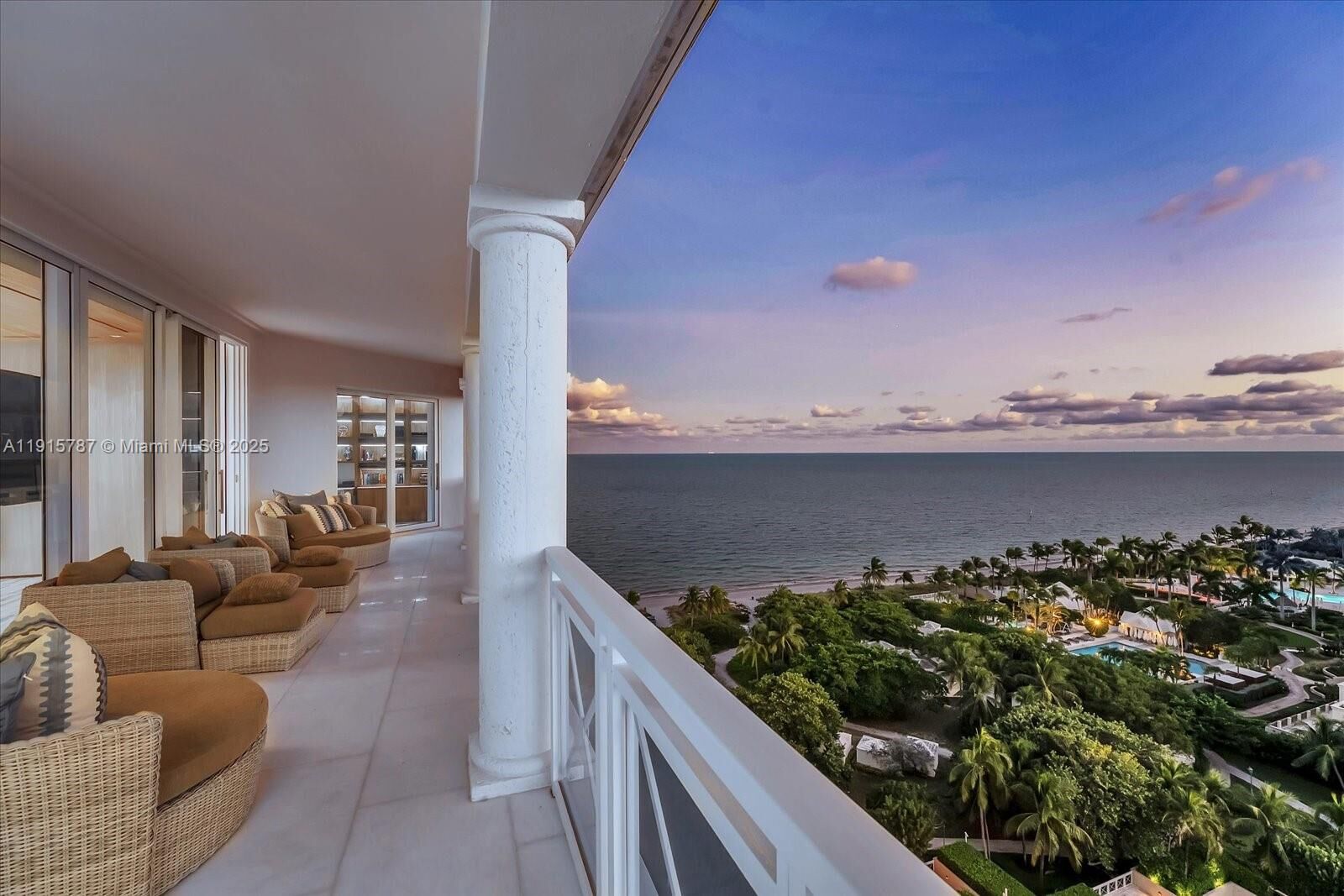 Property Photo:  430 Grand Bay Dr Ph-1an  FL 33149 