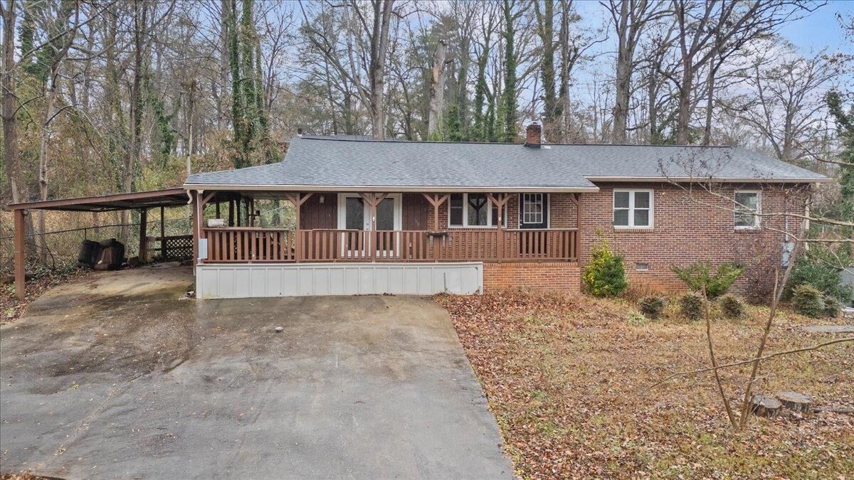Property Photo:  108 Linda Lane  SC 29661 