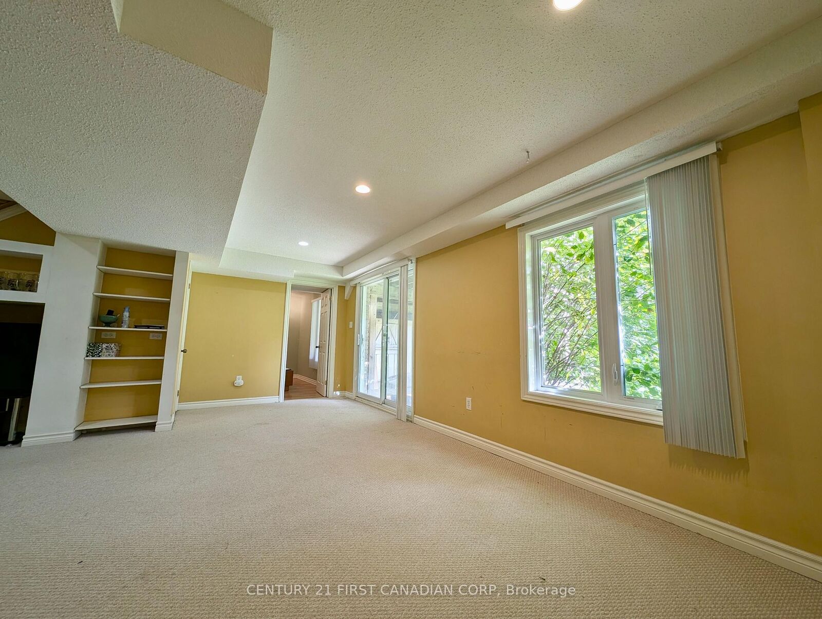 Photo de la propriété: 924 Guildwood Boulevard Lower ON N6H 5S9