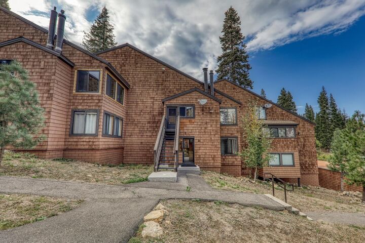 11569 Snowpeak Way 651  Truckee CA 96161 photo