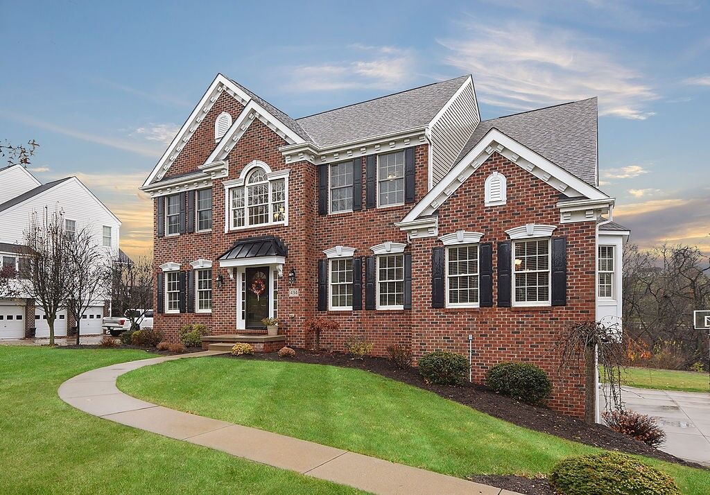 Property Photo:  434 Longleaf Drive  PA 15367 