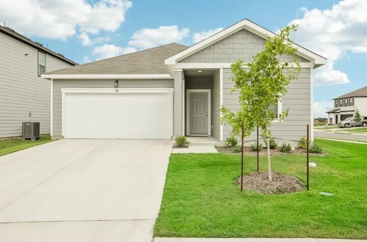 Property Photo:  516 Wedemeyer Street  TX 76574 