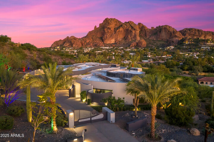 Property Photo:  6021 N 44th Street  AZ 85253 