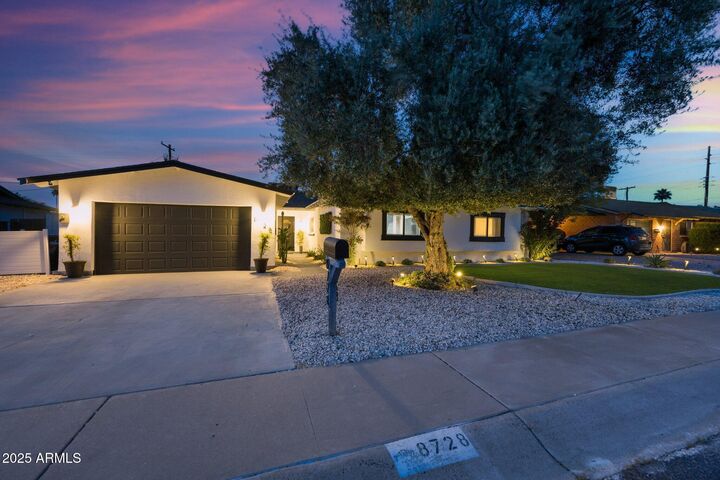 Property Photo:  8728 E Monte Vista Road  AZ 85257 